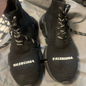 Purchased in nyc Bloomingdales size 35 balenciaga speed trainers a classic must